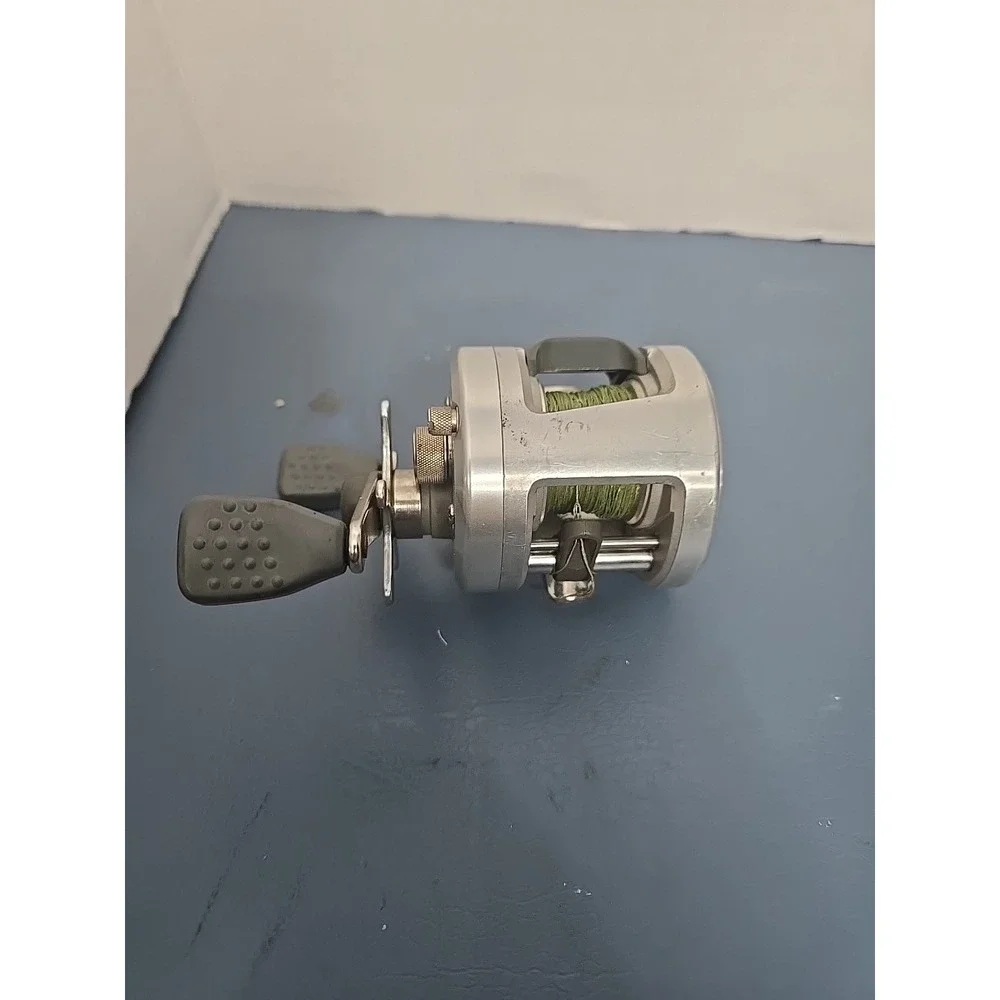Quantum US 300 Baitcast. Reel Fishing‎ Reel